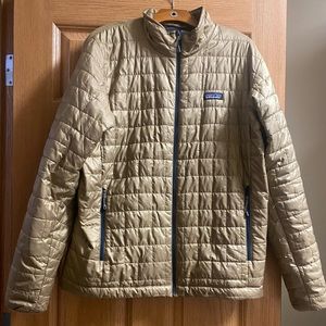 Beautiful Authentic Vintage Patagonia Mens Coat